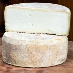 Toma Di Capra Val D'aosta 2,3 Kg